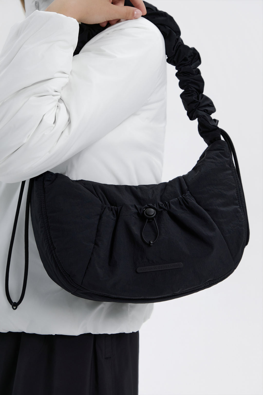 Women'S Padded String Bag- Black