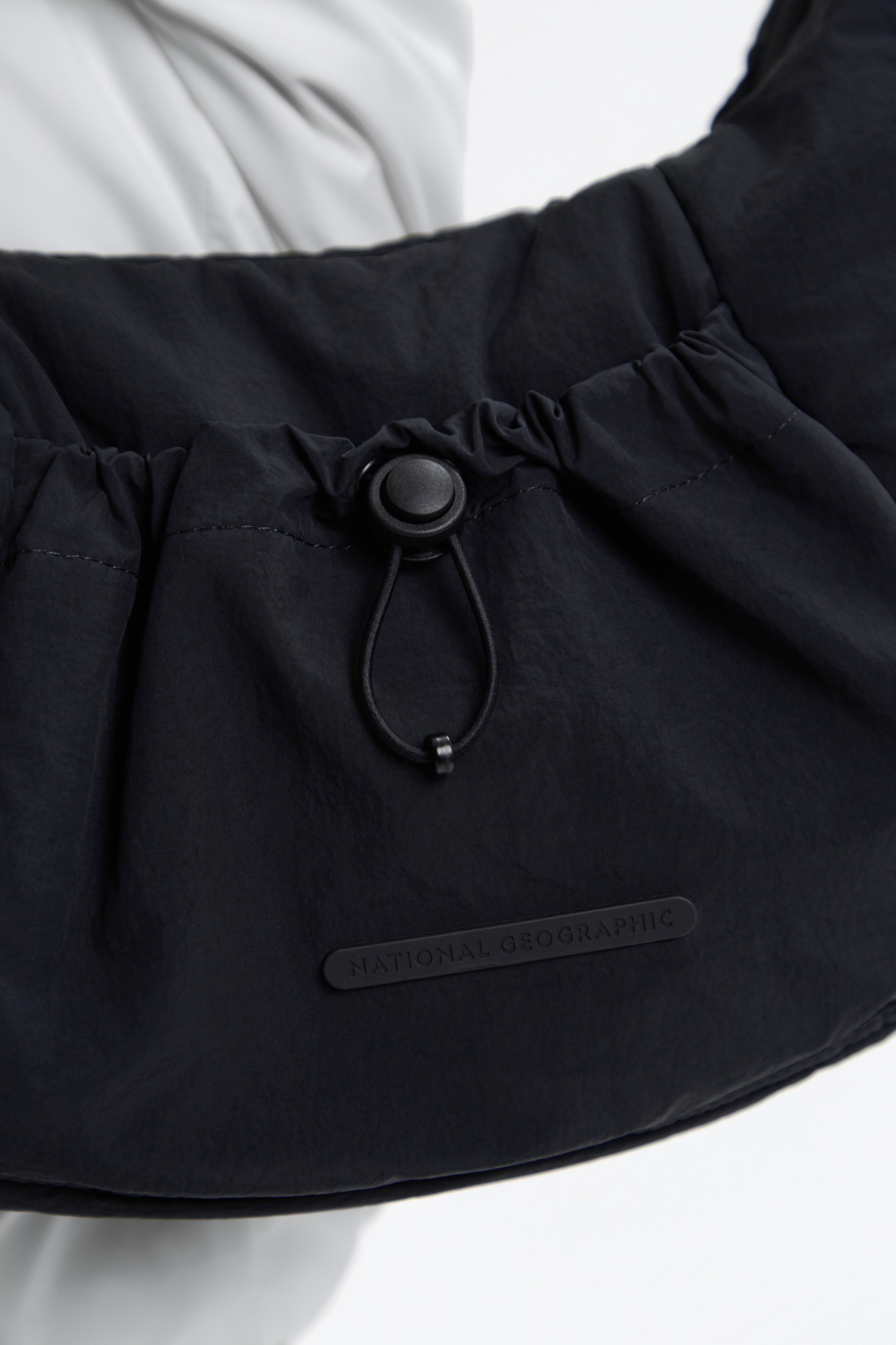 Women'S Padded String Bag- Black