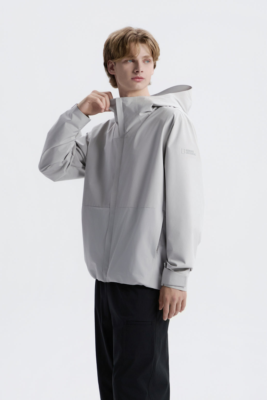 ATLAS WINDSTOPPER BY GORE-TEX LABS 2L JACKET-LIGHT GREY