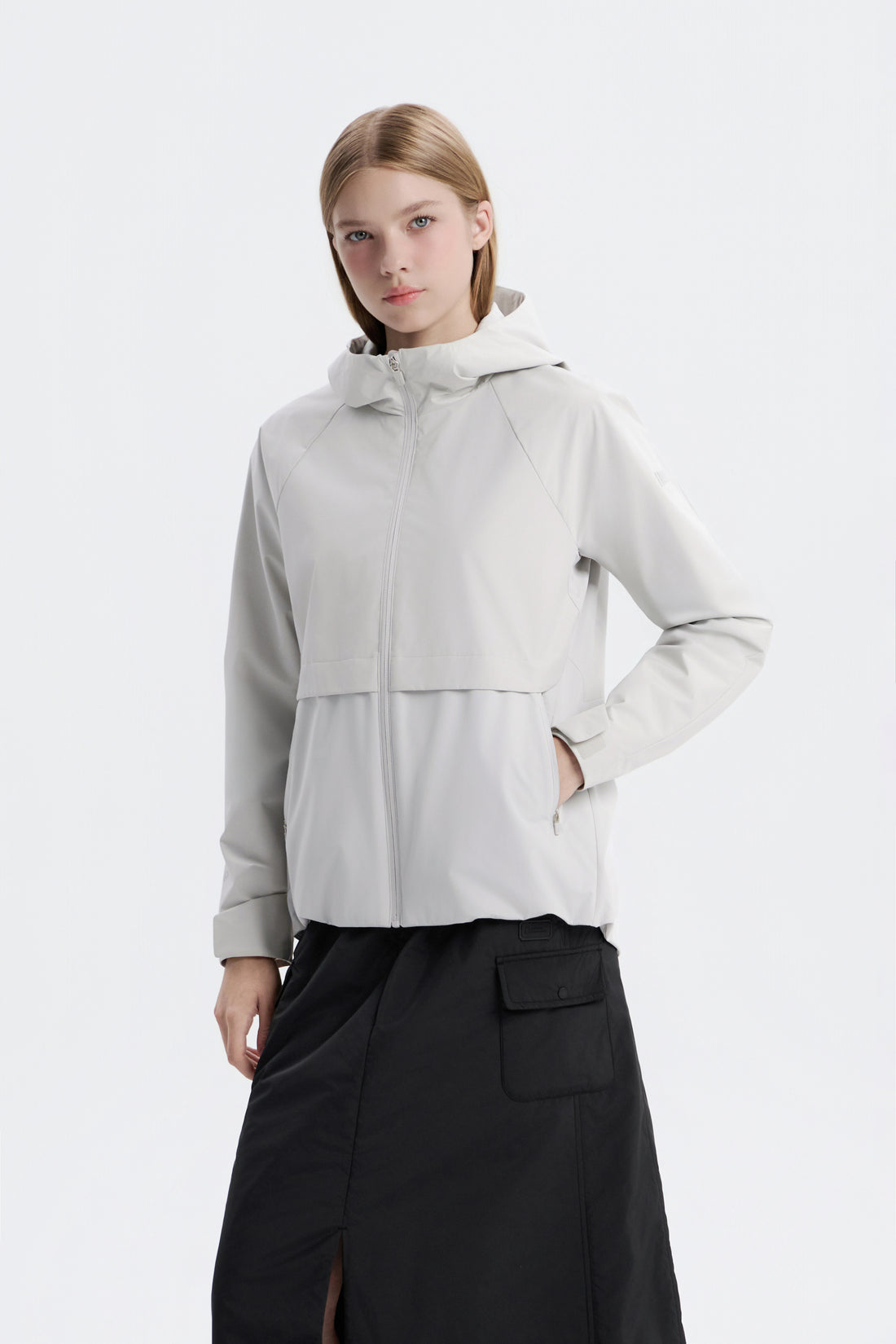 WOMEN'S ATLAS WINDSTOPPER BY GORE-TEX LABS 2L JACKET- L/GREY