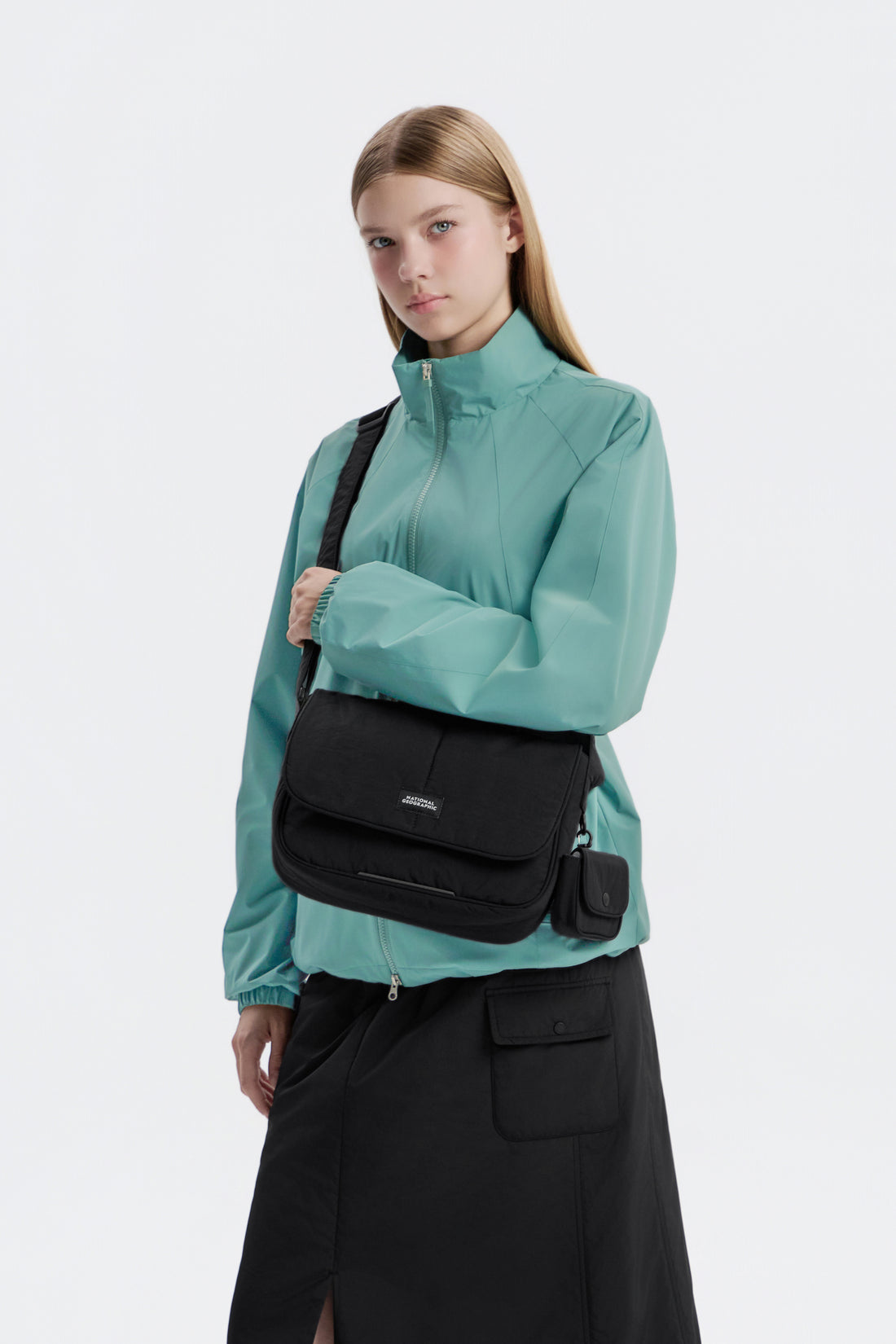 WOMEN'S LIGHTWEIGHT CROSS BAG- BLACK