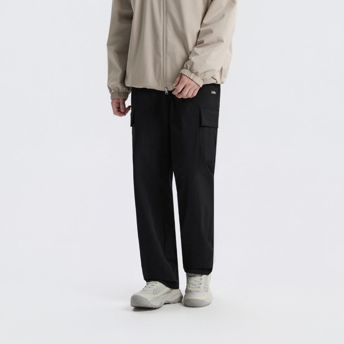 UNISEX ARCHELON WOVEN STRAIGHT PANTS- BLACK
