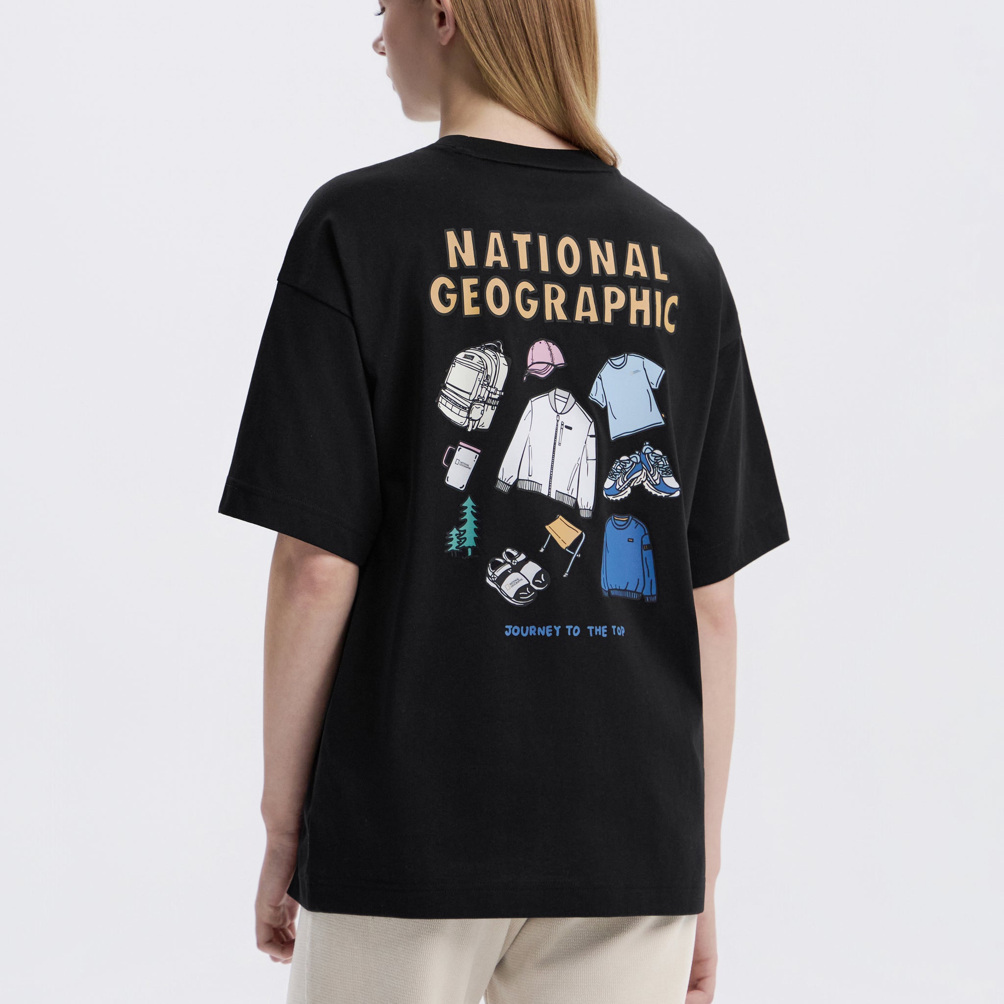 UNISEX SEMI-OVER FIT GRAPHIC H/TEE- BLACK