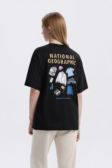 UNISEX SEMI-OVER FIT GRAPHIC H/TEE- BLACK