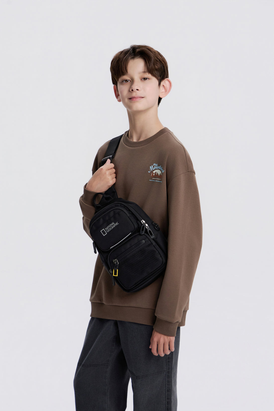 KIDS PRIME SLING BAG- BLACK