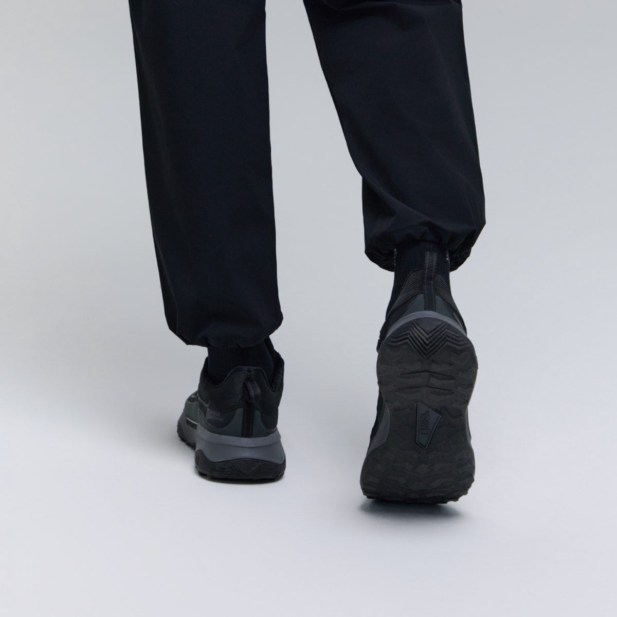 Unisex Rover City Sneakers- Black