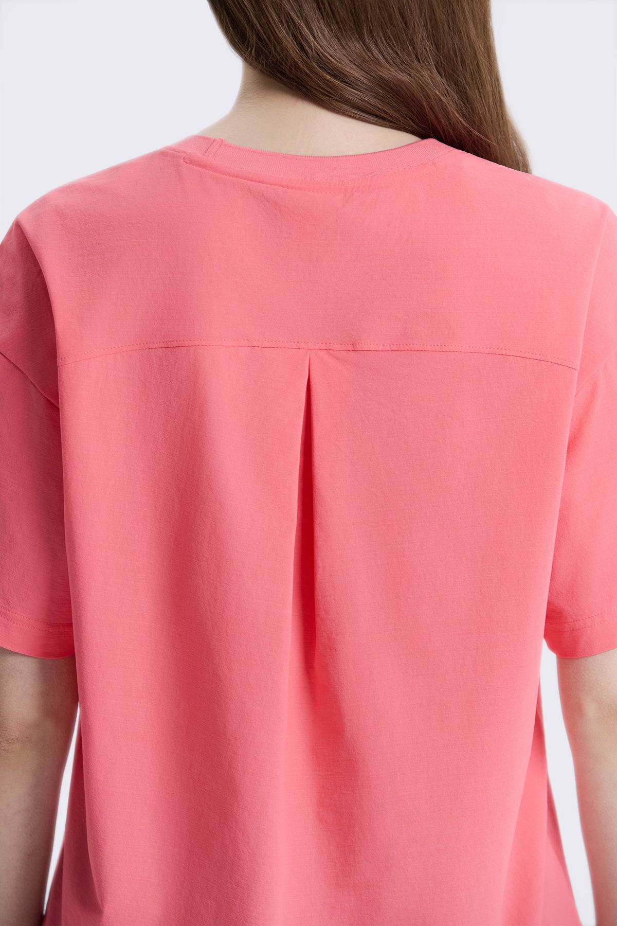 Women's Frozen Air Semi-Cropped Short Sleeve Semi-Overfit T-Shirt