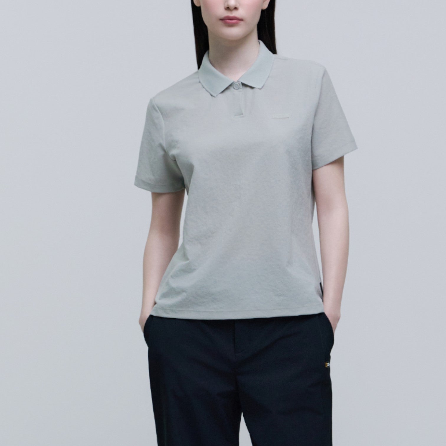 WOMEN'S MICRO AIRDOT BASIC FIT COLLAR TEE- L/GREEN