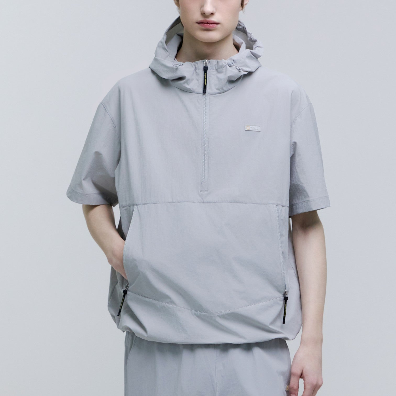 Unisex Adelie Light Woven Stretch Short Sleeves Anorak- Silver Grey